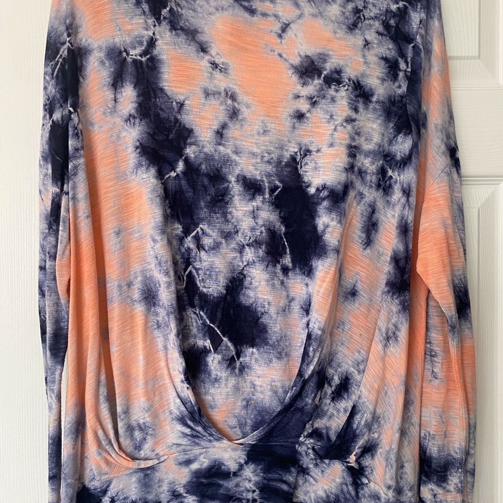 Womens - Picture 3 of 5